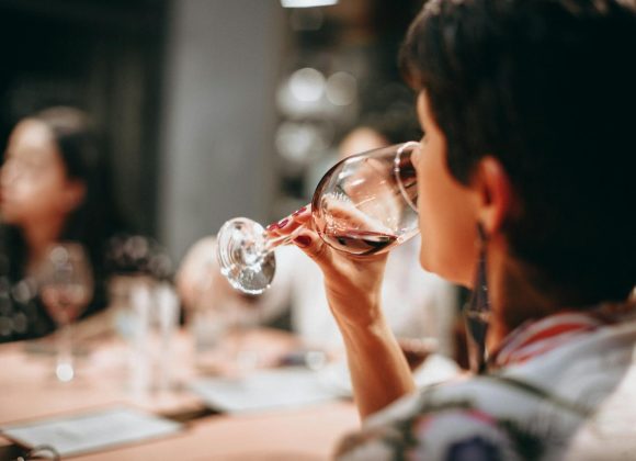 Wino bezalkoholowe: zalety i wady, które warto znać Wino bezalkoholowe: zalety i wady, które warto znać